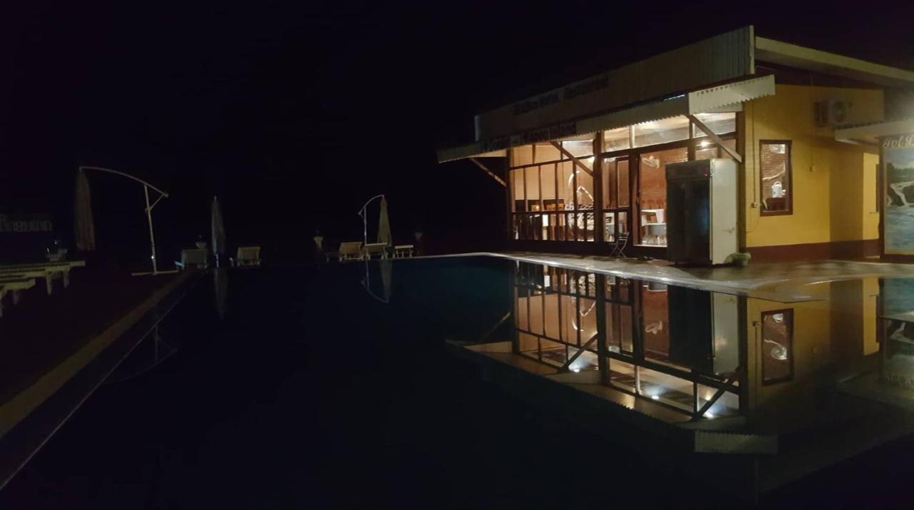 Golden Hotel Dondet Muangkhong Kültér fotó